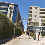 A Stylish Cozy Apartment Close To Cairo Airport.