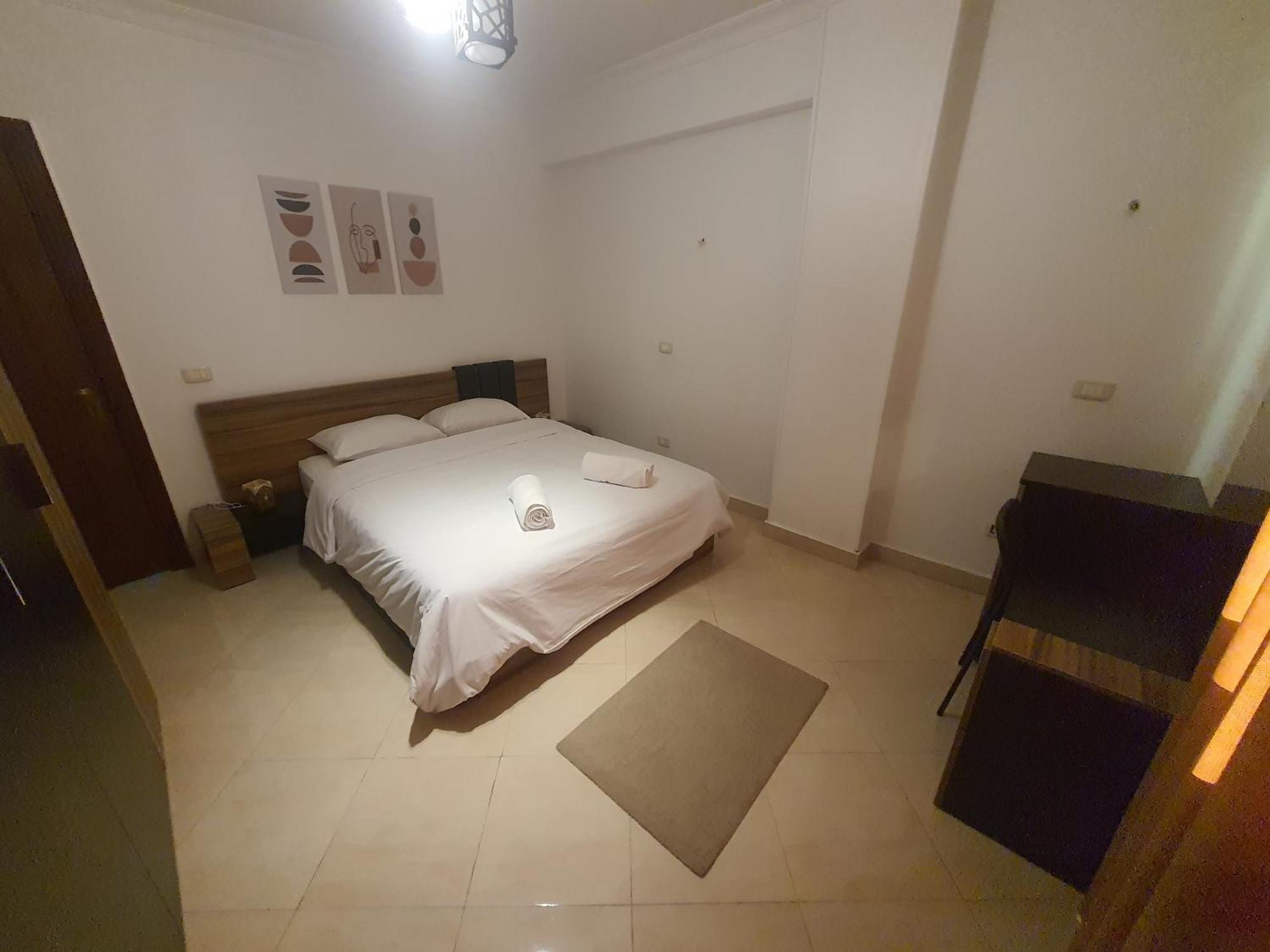 Apartment A Stylish Cozy Close To Airport. Cairo